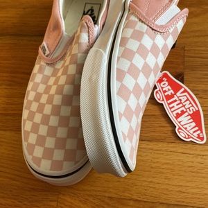 Vans Shoes Nwt Sz Vans Classic Slipo In Pink And White